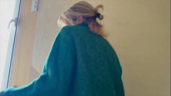 FUCKED WITH NEIGHBOR IN THE WASHING MACHINE ROOM AND THE LITTLE BLONDE CUMS TWICE